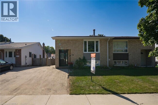28 Southglen Rd in Brantford, ON - Building Photo - Building Photo