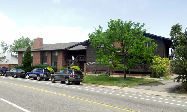 Cedar Crest Condominiums in Boulder, CO - Building Photo - Building Photo