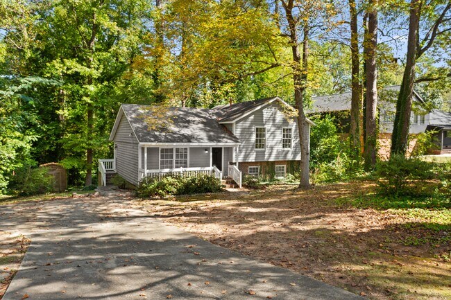 305 Golf Course Dr in Raleigh, NC - Building Photo - Building Photo