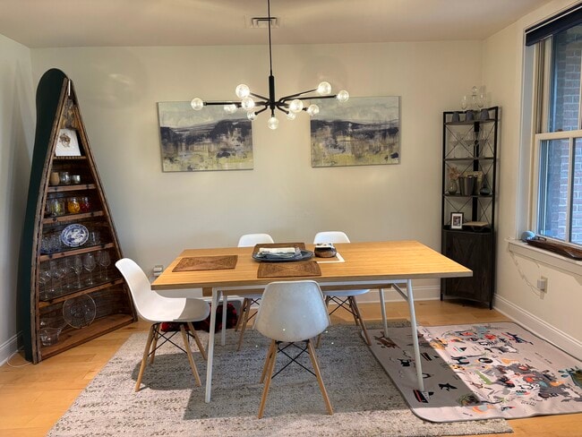 40 College St, Unit 408 in Burlington, VT - Building Photo - Building Photo
