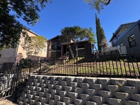 456 N Westmoreland Ave in Los Angeles, CA - Building Photo