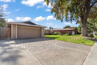 1244 Royal Oaks Dr in Stockton, CA - Building Photo - Building Photo