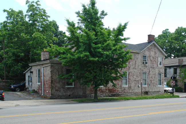 331 W 2nd St in Lexington, KY - Foto de edificio - Building Photo