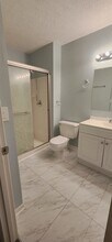8854 Eagleview Dr, Unit 8854 Eagleview Dr Apt 3 in West Chester, OH - Building Photo - Building Photo