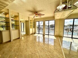 1501 Marina Isle Way in Jupiter, FL - Building Photo