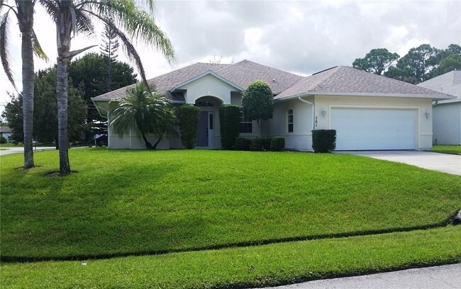 701 Forster Ave, Unit 1 in Sebastian, FL - Building Photo - Building Photo