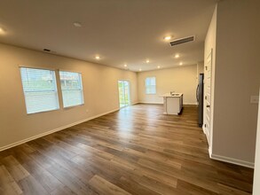 600 Lyness Dr in Smyrna, TN - Building Photo - Building Photo