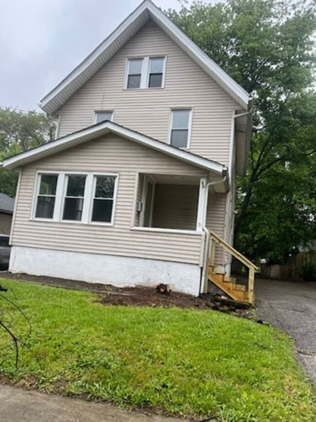 1017 Chandler Ave in Akron, OH - Building Photo - Building Photo