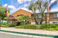 Covina Palms Apartments photo'