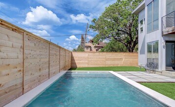 705 Nicholson St in Houston, TX - Building Photo - Building Photo