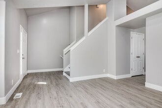 513 Steep Mountain Dr in Draper, UT - Building Photo - Building Photo