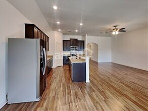 2452 Violet Ln in Kyle, TX - Building Photo - Building Photo