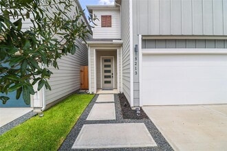 5213 Pinemont Creek Ln in Houston, TX - Building Photo - Building Photo