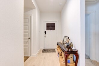 1106 Isola Bella Dr in Richmond, TX - Building Photo - Building Photo