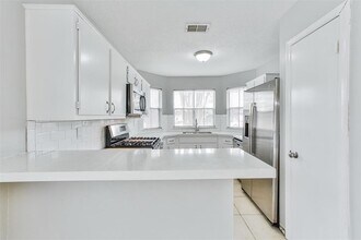 11111 Wheatridge Dr in Houston, TX - Building Photo - Building Photo