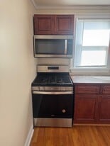 271 Franklin St, Unit 2W in Fall River, MA - Building Photo