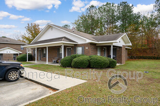 Ridge View Apartments in Columbiana, AL - Building Photo - Building Photo