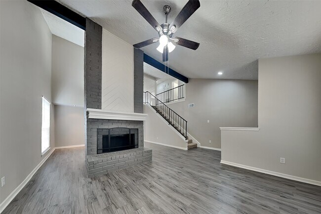 4823 Owens Creek Ln in Spring, TX - Building Photo - Building Photo