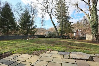 15 Maple Shade Rd in Ridgefield, CT - Building Photo - Building Photo