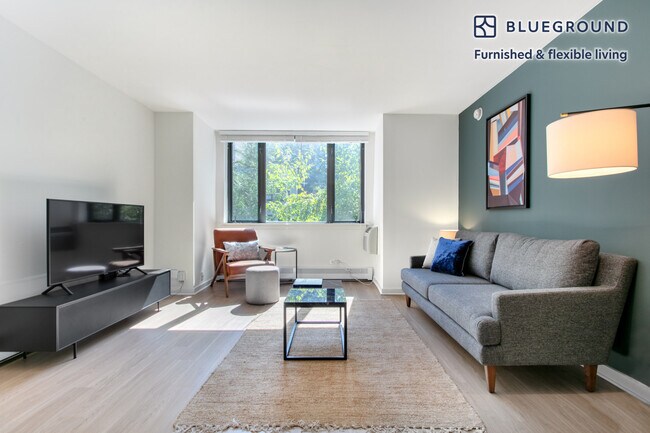 20 E Scott St-Unit -FL3-ID140 in Chicago, IL - Building Photo - Building Photo