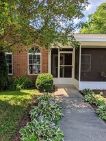 2 Mountain Terrace in Asheville, NC - Building Photo