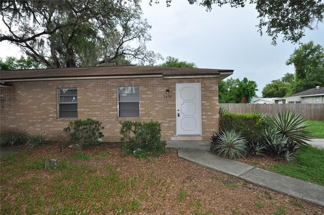 property at 1434 E Fern Rd