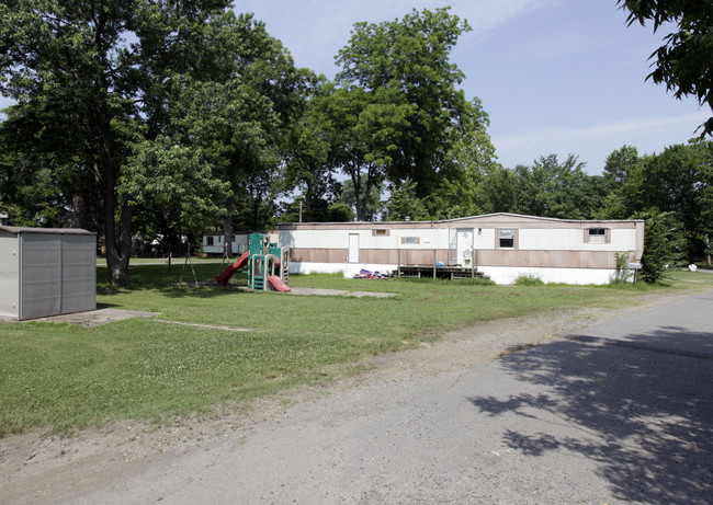 4715 E Broadway Ave in North Little Rock, AR - Building Photo - Building Photo