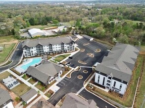 Elmstead in Knoxville, TN - Building Photo - Building Photo