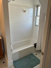2766 S Logan Ave, Unit Upper in Milwaukee, WI - Building Photo - Building Photo