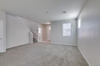 10911 Ketchikan St in Las Vegas, NV - Building Photo - Building Photo