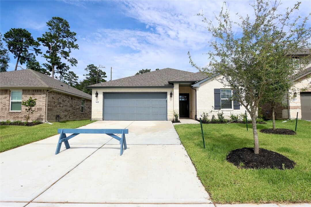 1435 Waggoner Rnch Trl in Conroe, TX - Building Photo