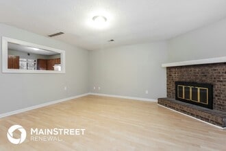 661 Overlook Ct in Jonesboro, GA - Foto de edificio - Building Photo
