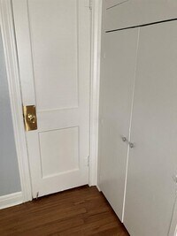 4306 Pease St photo'