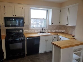 217 Gardenia Ave in Royal Oak, MI - Building Photo - Building Photo