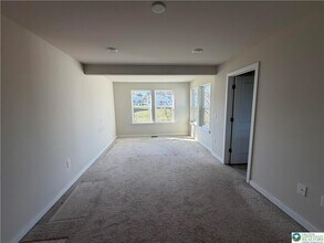 4960 Brookside Ct in Coopersburg, PA - Building Photo - Building Photo