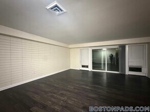 16 Westgate Dr in Woburn, MA - Building Photo - Building Photo