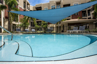 Varela Westshore Apartments in Tampa, FL - Building Photo - Building Photo