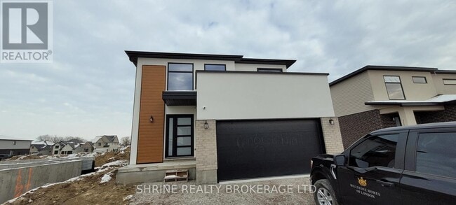 12 Kaiser Ln in Middlesex Centre, ON - Building Photo - Building Photo