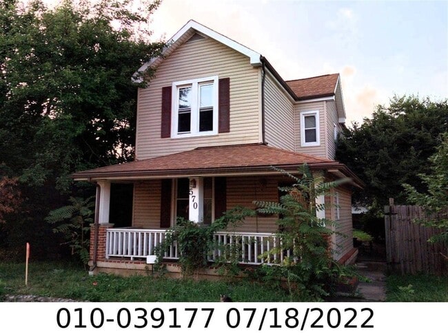 570 Southwood Ave