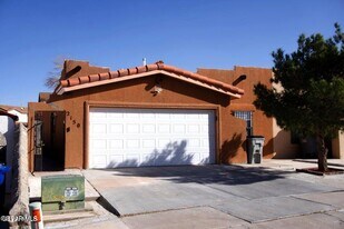 2150 King James Pl in El Paso, TX - Building Photo