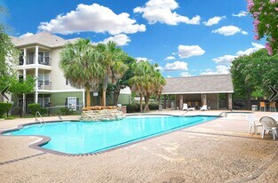 Enclave at Buckhorn Crossing in San Antonio, TX - Building Photo