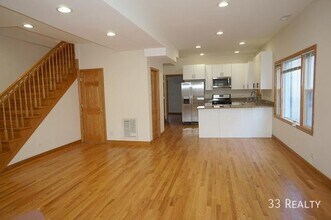 2847 N Rockwell St-Unit -1 in Chicago, IL - Building Photo - Building Photo
