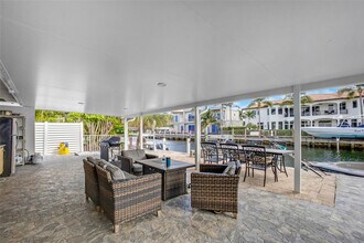 1311 NE 27th Way in Pompano Beach, FL - Building Photo - Building Photo