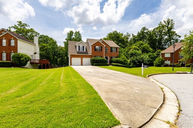 2432 Pendergrass Ln in Ellenwood, GA - Building Photo - Building Photo