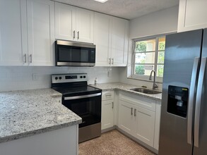 610 SW 6th Ave, Unit 1 in Miami, FL - Building Photo - Building Photo