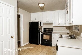 217 Tanner Point Dr in New Market, AL - Building Photo - Building Photo