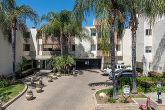 The Park Encino Condo in Encino, CA - Building Photo - Building Photo