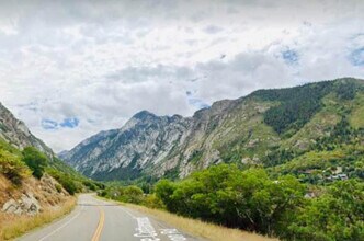 8865 Everleigh Cir in Cottonwood Heights, UT - Foto de edificio - Building Photo