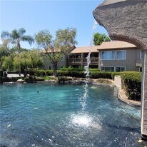 930 Via Mil Cumbres in Solana Beach, CA - Building Photo