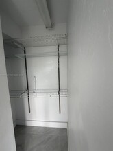 3211 W Flagler St in Miami, FL - Building Photo - Building Photo